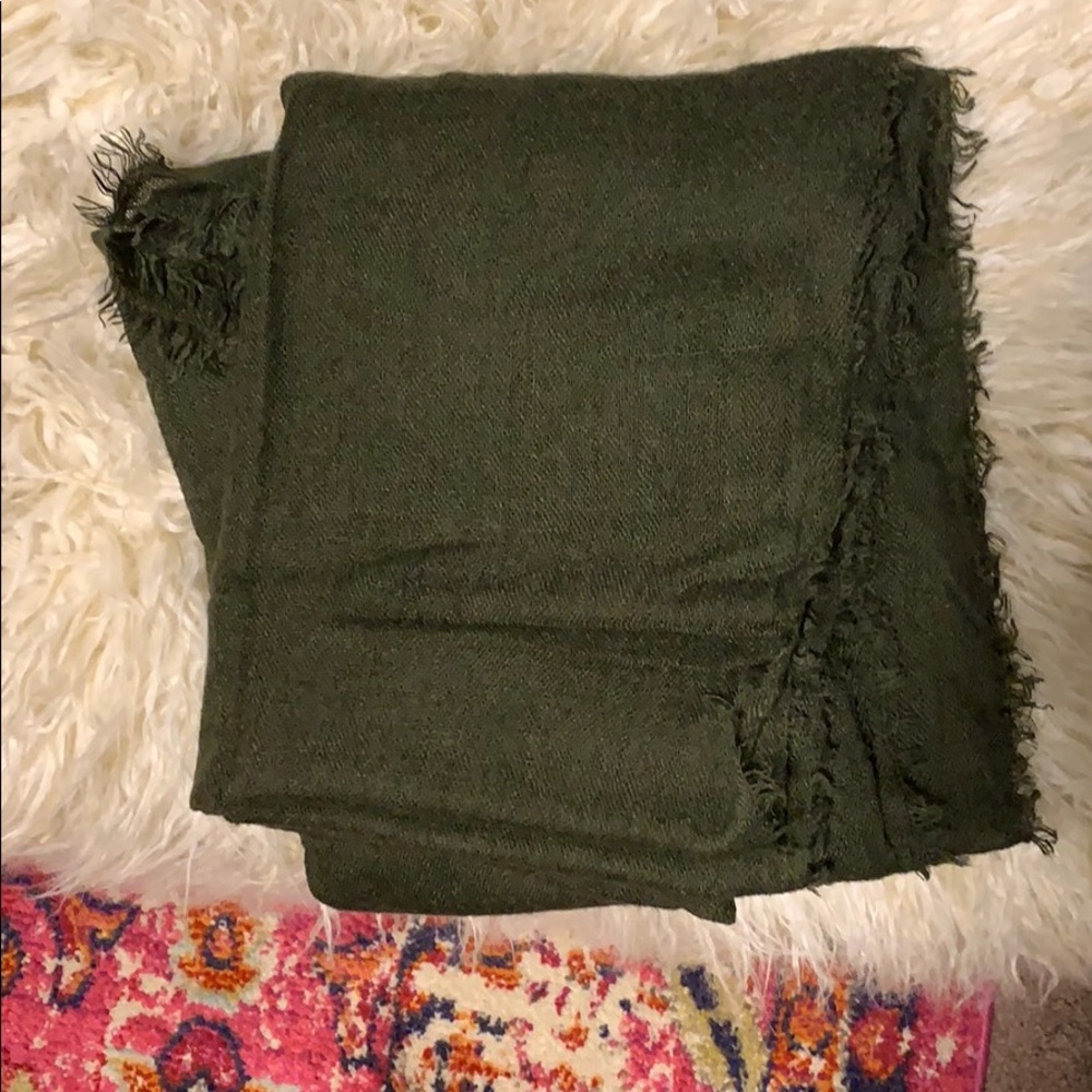 Moss green scarf